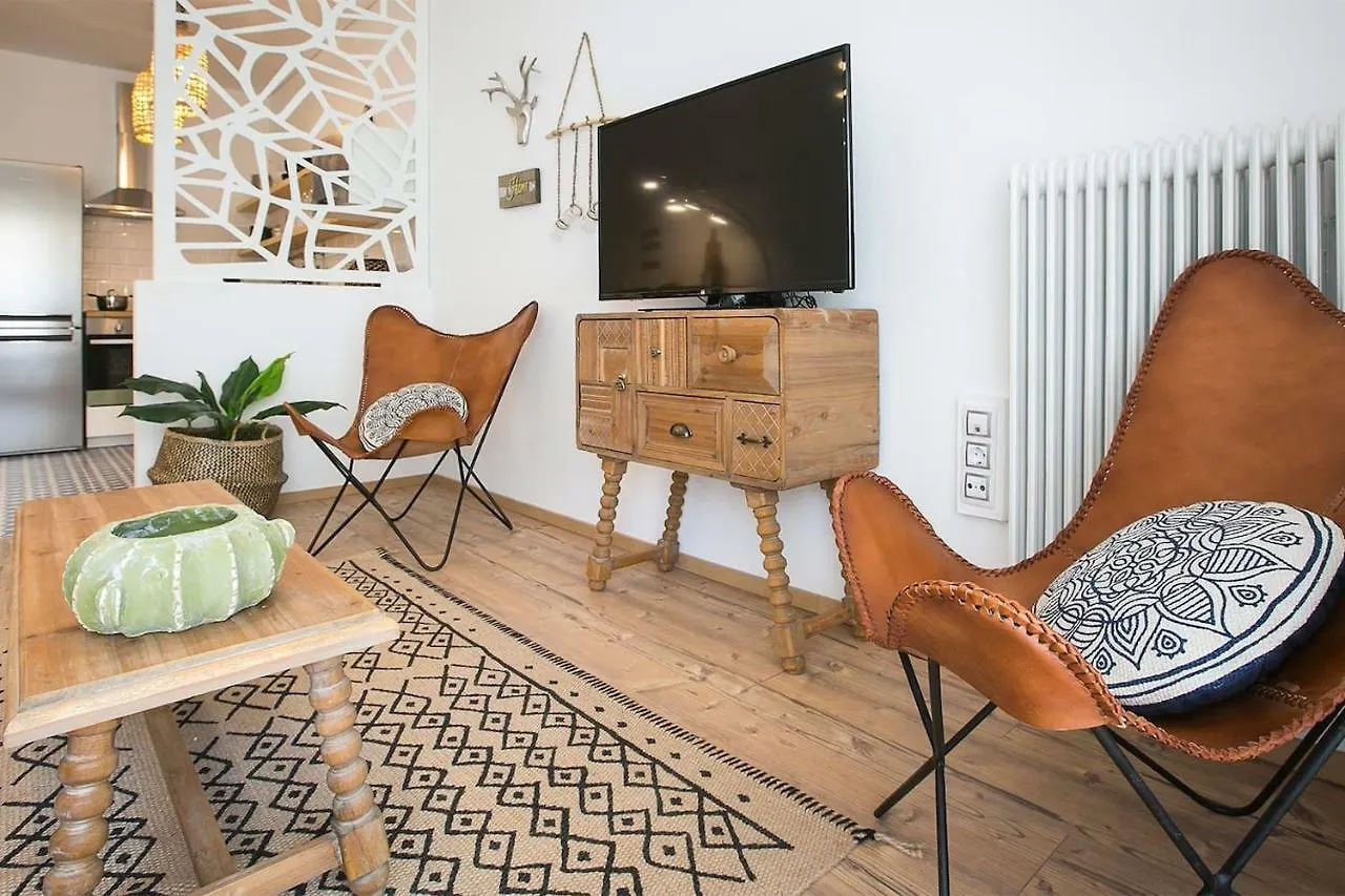 Apartment Boho Chic Apartment, Agia Sofia District #Feelslikehome Thessaloniki